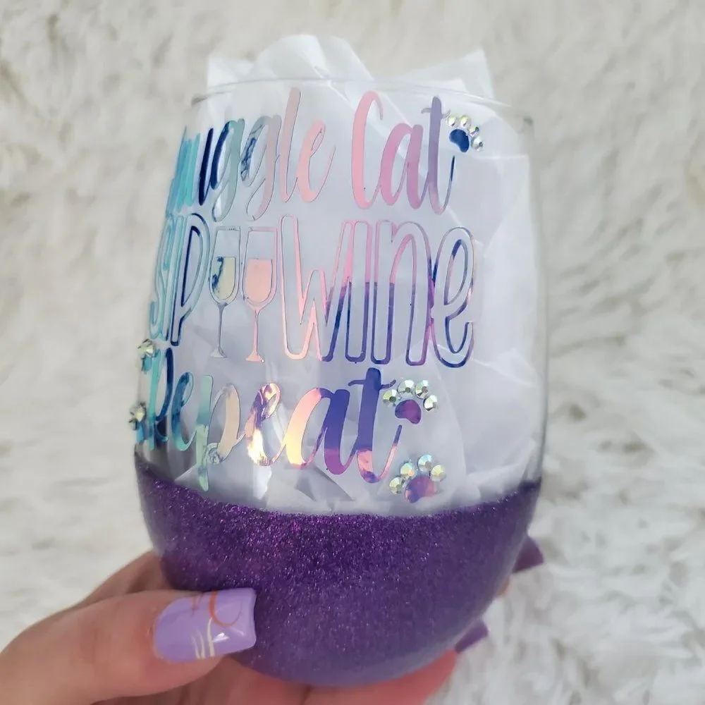 Cat Mom Wine Glass, Fur Mama Tumbler, Gift For Cat Lovers